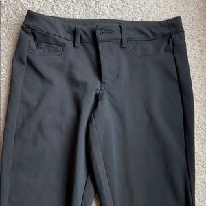 black skinny pants